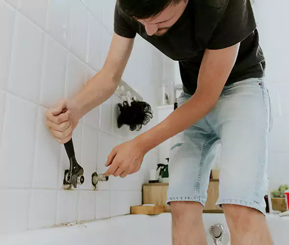 Affordable Bathtub Faucet Replacement in Libertyville: Choose Experienced Local Technicians